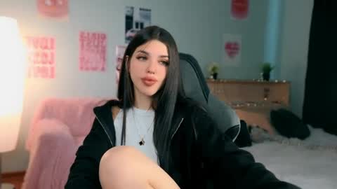 Molly online show from 05.31.26