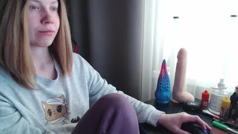 I have new photos come and see with love Molly online show from 03.11.25