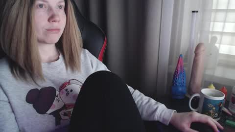 I have new photos come and see with love Molly online show from 03.12.25