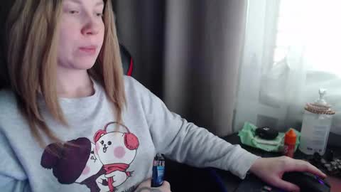 I have new photos come and see with love Molly online show from 10.08.25