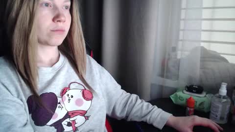 I have new photos come and see with love Molly online show from 11.05.25