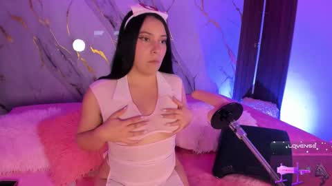 New girl Emily Valentina  Michelle online show from 11.19.25