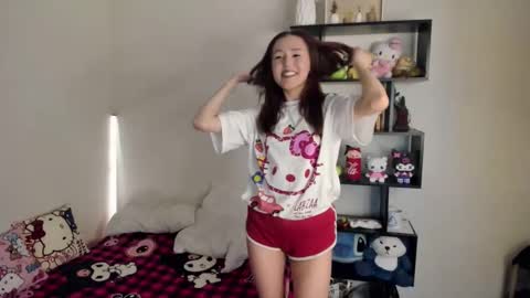Molly online show from 10.22.25