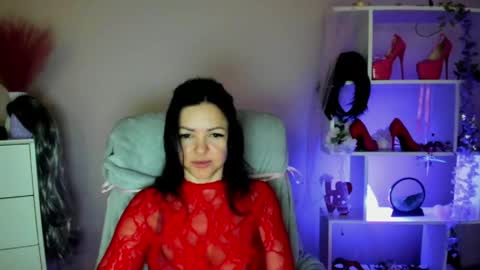 Molly online show from 04.20.26