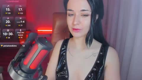 Molly online show from 10.21.25