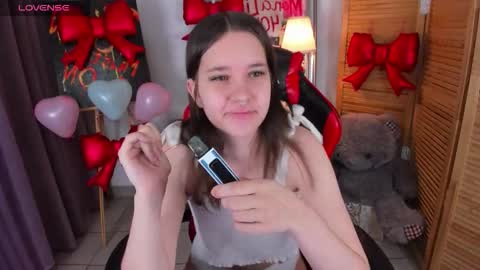 Snapshot of mollysmiawko chatting on 02.14.26 mollysmiawko online show from 02.14.26