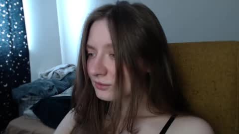 mollytucker online show from 03.02.25