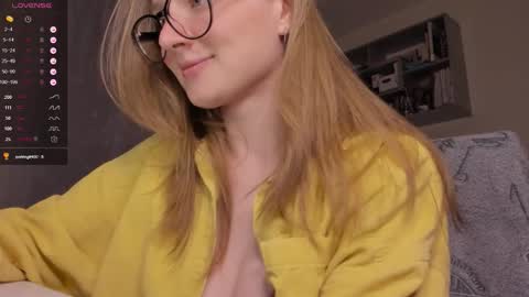 mollytucker online show from 09.24.25