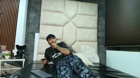 mollyxkta100ml online show from 04.05.26