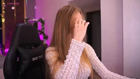 Snapshot of mollyymayy chatting on 02.17.26 mollyymayy online show from 02.17.26