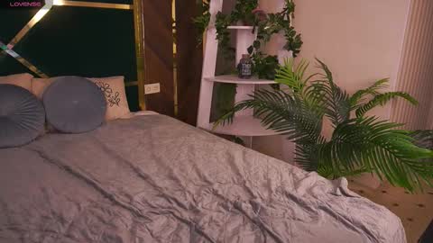 mollyymayy online show from 03.05.26