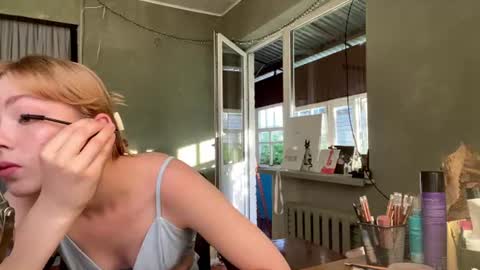 Snapshot of molyangel chatting on 06.29.26 Oksana online show from 06.29.26