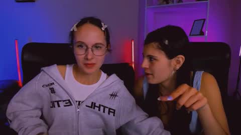 Mona  online show from 11.25.25