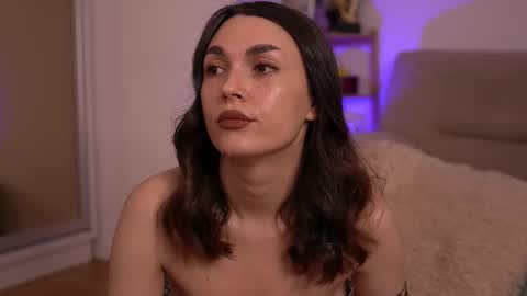 Snapshot of mona_lisss chatting on 11.30.25 Mona Lisss online show from 11.30.25