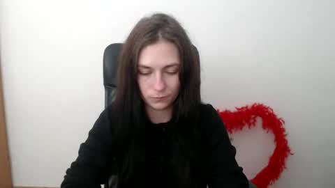 monakali online show from 10.28.25