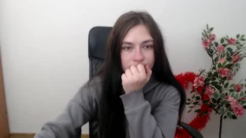 monakali online show from 11.04.25