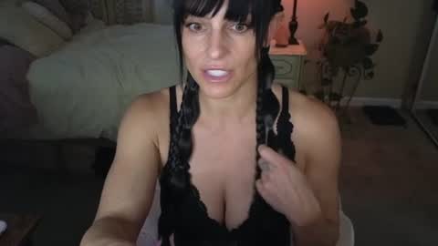 Snapshot of monalisa169 chatting on 07.06.26 Mona online show from 07.06.26