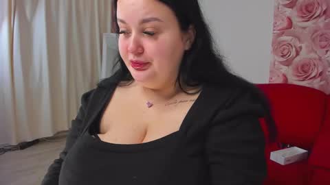 Snapshot of monasteel chatting on 01.29.25 Monica online show from 01.29.25