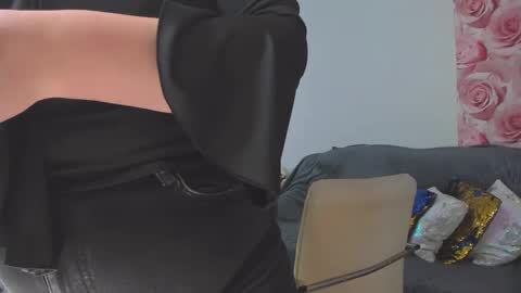 Snapshot of monasteel chatting on 02.26.25 Monica online show from 02.26.25