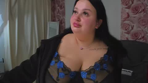 Snapshot of monasteel chatting on 02.28.25 Monica online show from 02.28.25