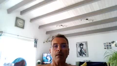 Snapshot of mondess69 chatting on 08.03.26 mondess69 online show from 08.03.26