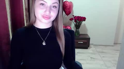 monica_211 online show from 05.12.26