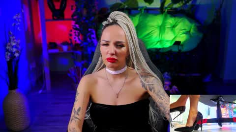 Monika online show from 01.22.25