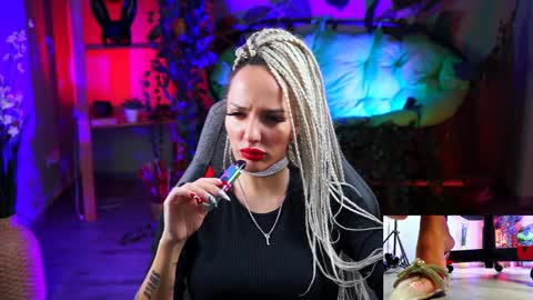 Monika online show from 01.27.25