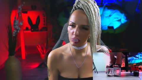 Monika online show from 02.25.25