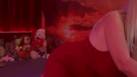 Monika    online show from 01.16.25