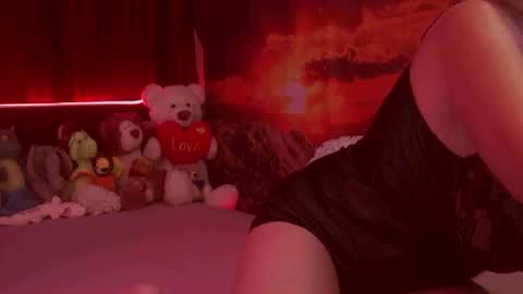 Monika    online show from 09.12.25