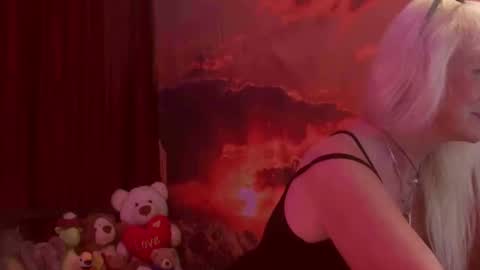 Monika    online show from 10.14.25