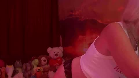 Monika    online show from 10.16.25