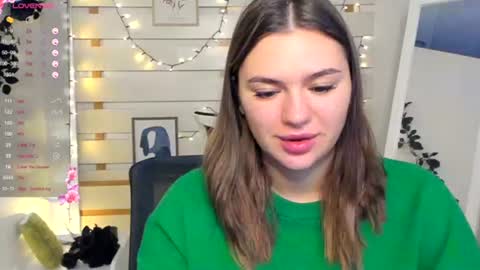 Monika online show from 11.14.25