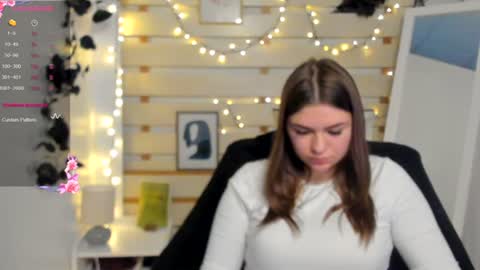 Monika online show from 03.12.26