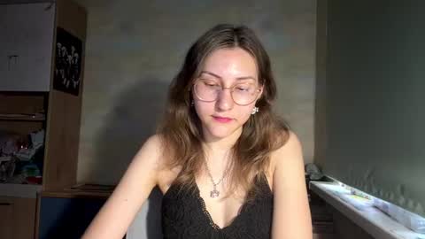 Mia online show from 06.15.26