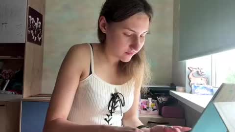 Mia online show from 07.18.26