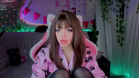 Monika online show from 12.16.25