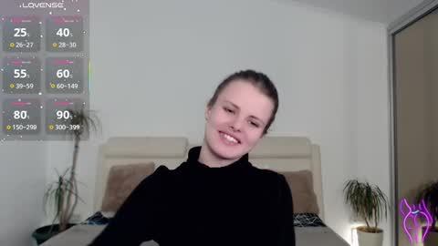 Snapshot of monikanaughty chatting on 03.11.25 monikanaughty online show from 03.11.25