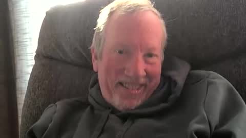 Snapshot of monkeedance chatting on 11.26.25 Monkee Dance online show from 11.26.25