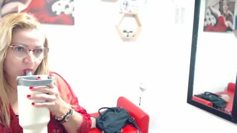 Snapshot of monserrat_diva chatting on 02.20.26 monserrat_diva online show from 02.20.26