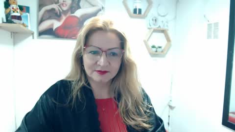 Snapshot of monserrat_diva chatting on 03.24.26 monserrat_diva online show from 03.24.26