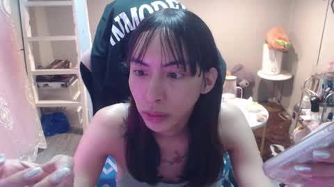 ELYSE A SIMPLE GIRL online show from 10.15.25