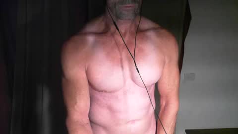 Snapshot of monsterdildos chatting on 06.25.26 monsterdildos online show from 06.25.26