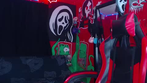 Snapshot of monsterdominationx chatting on 12.21.25 Xavier Rodriguez online show from 12.21.25