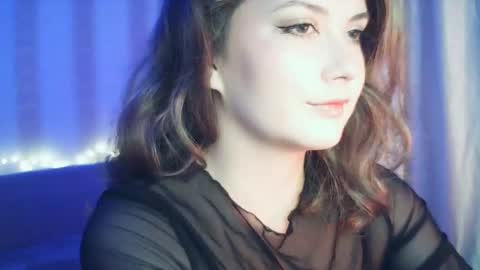 moodiemira online show from 10.15.25