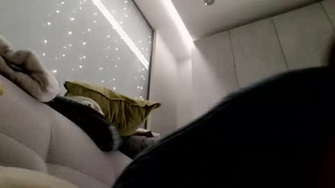 Snapshot of moodiemira chatting on 11.05.25 moodiemira online show from 11.05.25