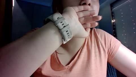 Snapshot of moodiemira chatting on 11.06.25 moodiemira online show from 11.06.25