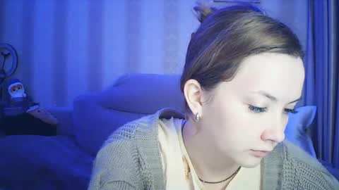 moodiemira online show from 03.13.26