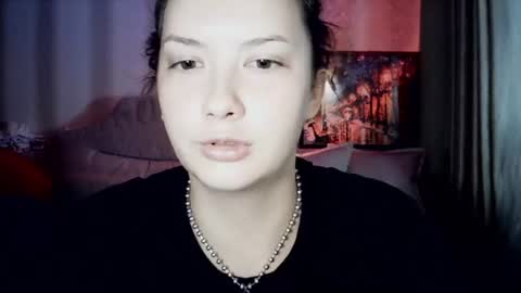 moodiemira online show from 06.20.26